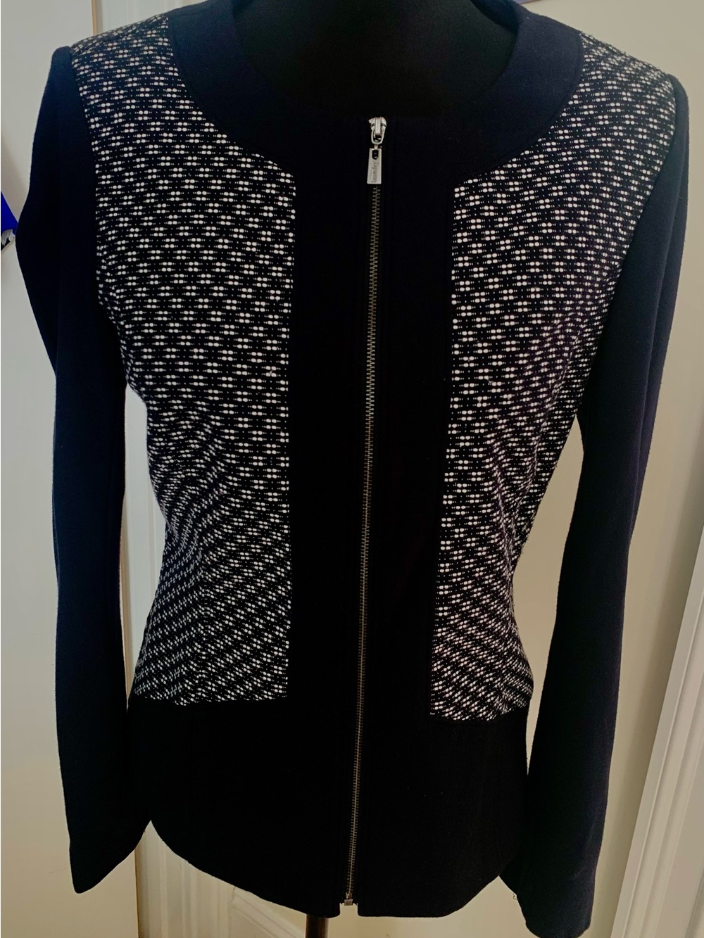 Laundry By Shelli Segal Black and White Zip-Front Knit Blazer